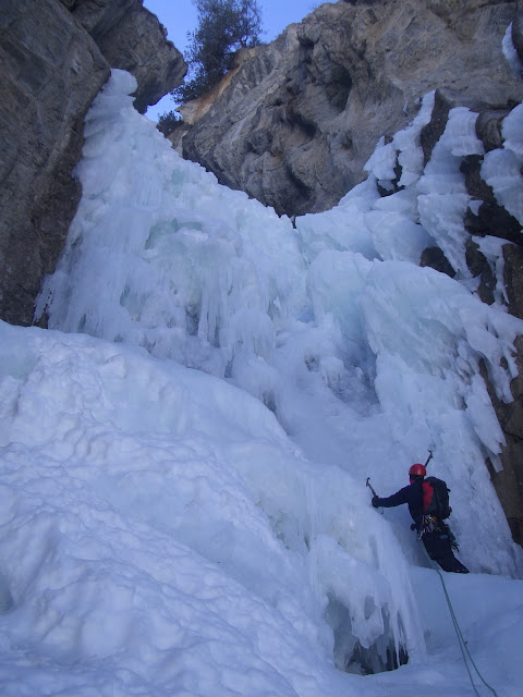 Escalada en hielo en Fournel, Freissinieres, Ceillac. 2005
