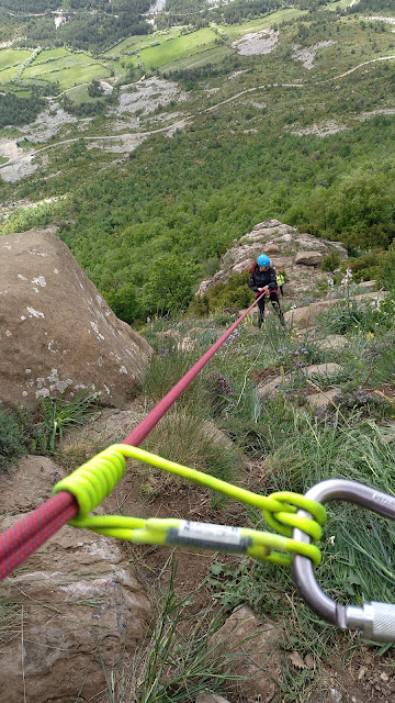 Vía Sendero Límite, pared de Bones, Arguís.