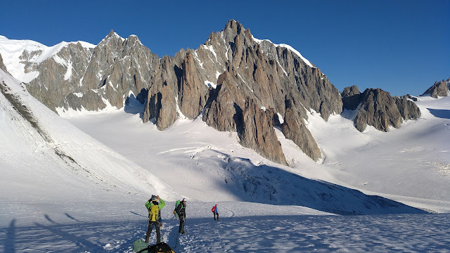 Vía Contamine Punta Lachenal, MD+ 250m