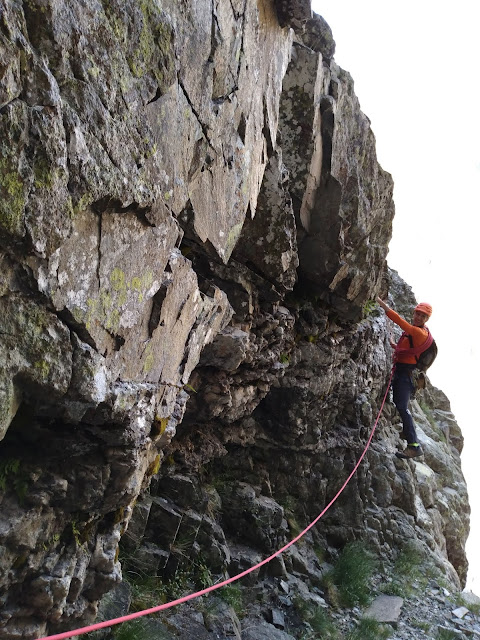 Escalada de las 4 puntas al Midi d`Ossau