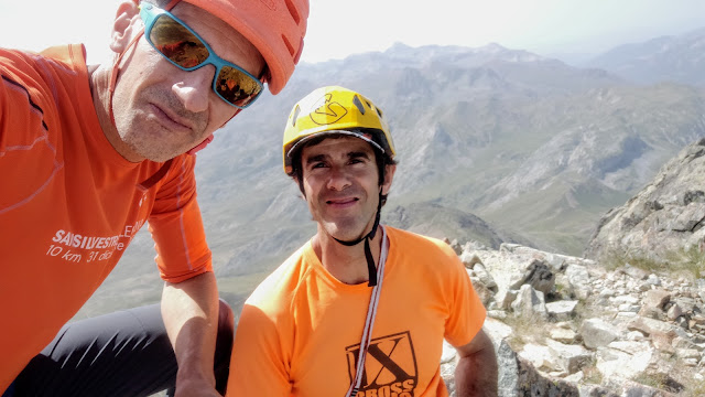 Escalada de las 4 puntas al Midi d`Ossau