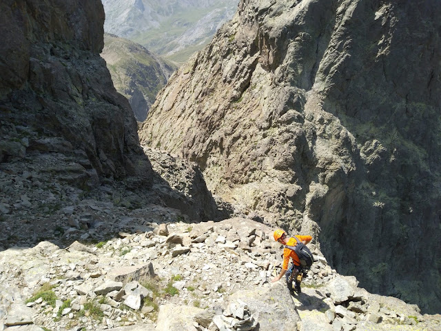 Escalada de las 4 puntas al Midi d`Ossau