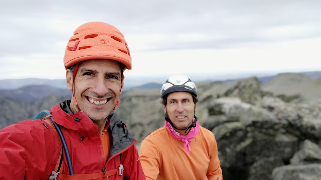 Espolón de los López 130m/6a+, Almanzor. Gredos