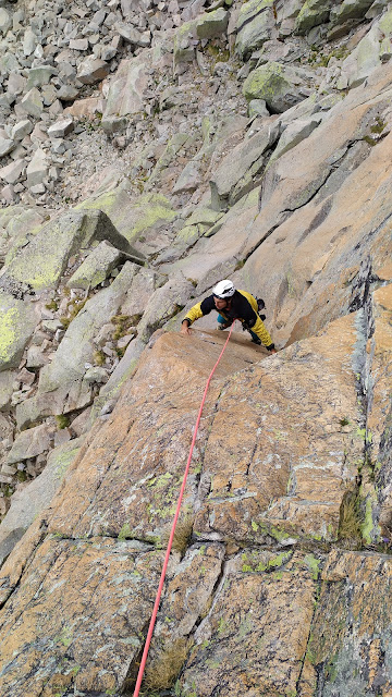 Vía Kenya - Risco Moreno - Gredos 100m/6a