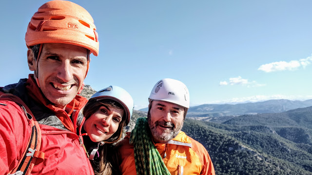Espolón de la Chovas 180m 6a+/A0, Alcandoras
