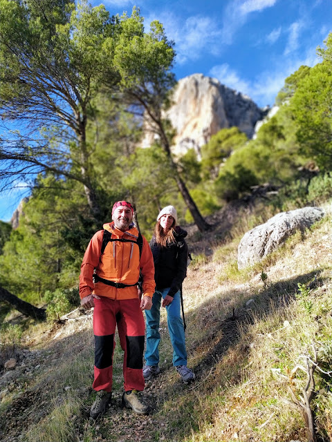 Espolón de la Chovas 180m 6a+/A0, Alcandoras