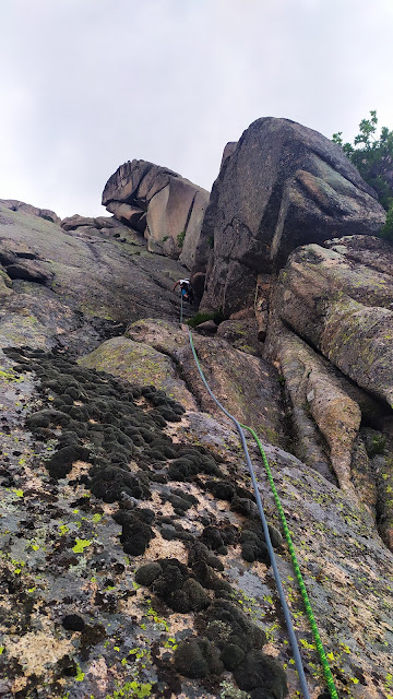 Escalada en las Milaneras. Pedriza Posterior