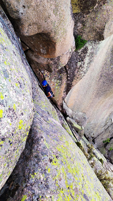 Escalada en las Milaneras. Pedriza Posterior