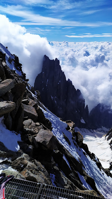 Arista Innominata al Mont Blanc, 1000m MD-
