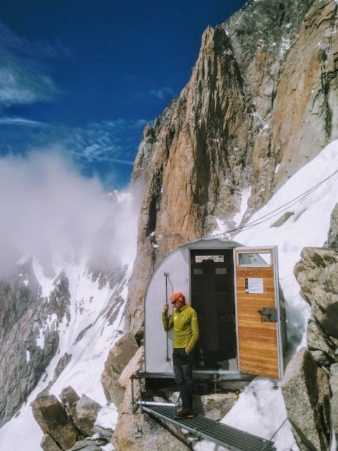 Arista Innominata al Mont Blanc, 1000m MD-