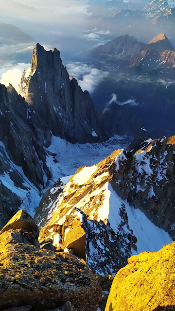 Arista Innominata al Mont Blanc, 1000m MD-