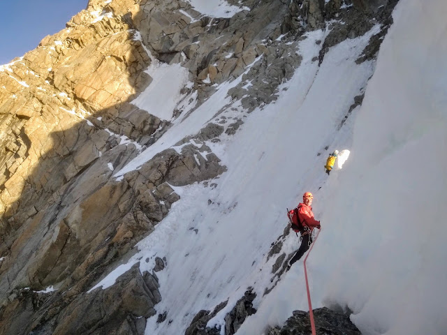 Arista Innominata al Mont Blanc, 1000m MD-