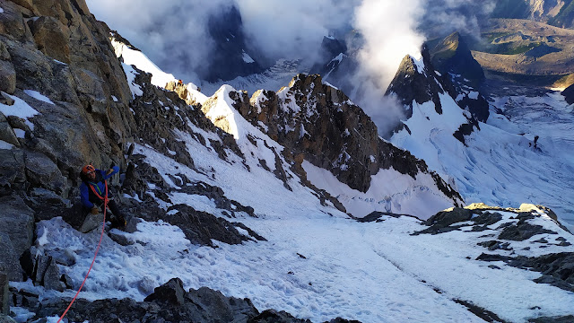 Arista Innominata al Mont Blanc, 1000m MD-