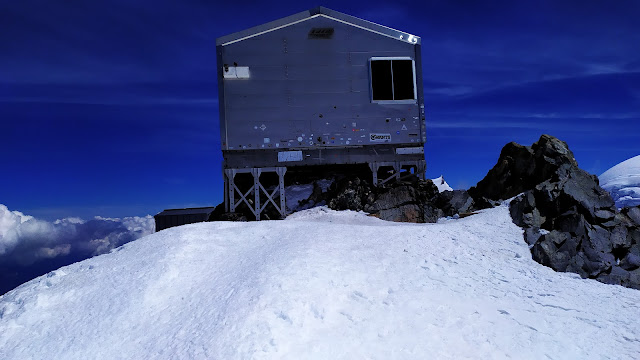 Arista Innominata al Mont Blanc, 1000m MD-