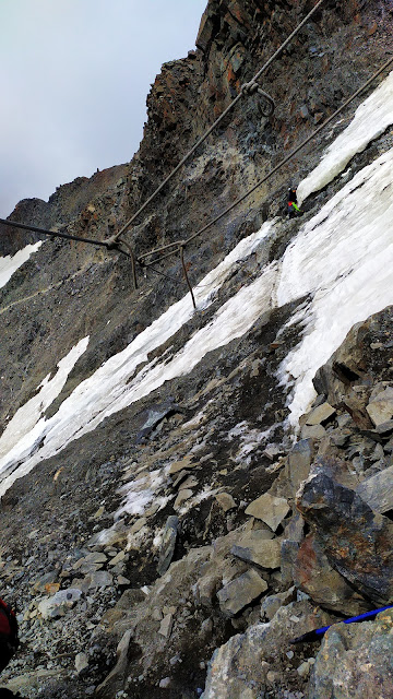 Arista Innominata al Mont Blanc, 1000m MD-