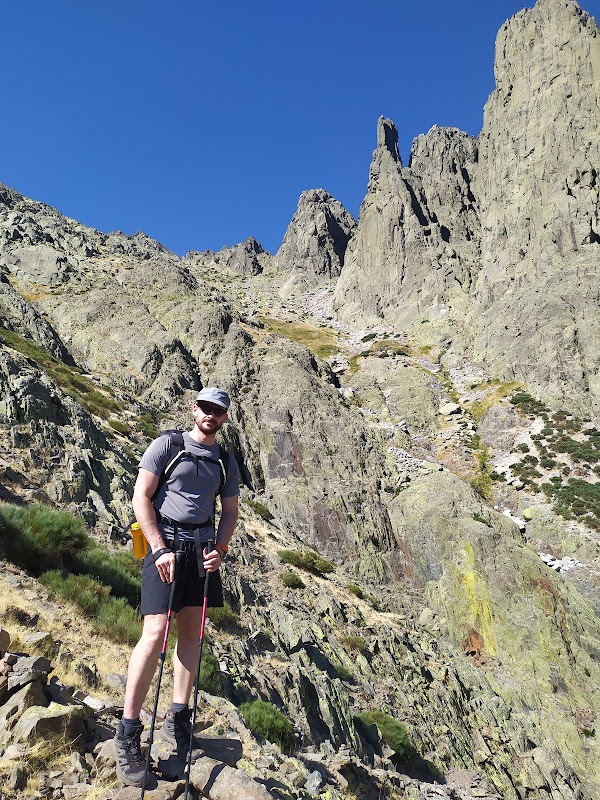 Sur del Torreón, Galayos. 130m V+