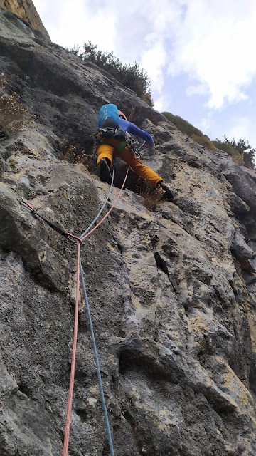 Bendita Decadencia 400m 6c (6b obl.) Peña Montañesa