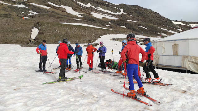 Espelunciecha 2.399m SKIMO