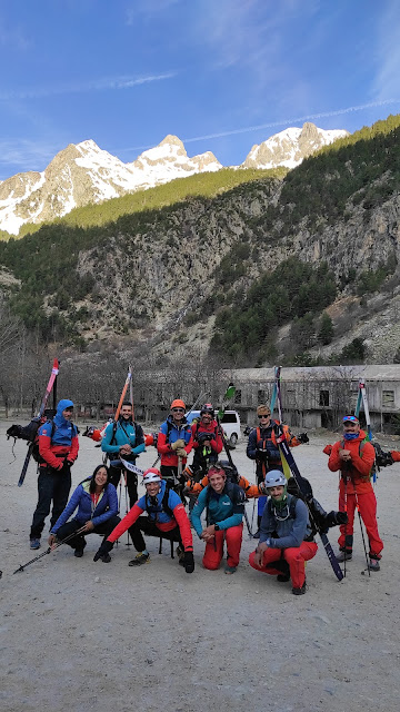 Garmo Negro 3.064m SKIMO - Esquí de Travesía