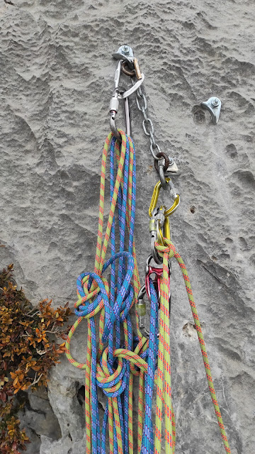 Vía Torrijo al Tobazo (400m 6b/V+ A0)