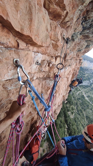 El señor de los Bordillos 200m 6c+/6b. Vilanova de Meià