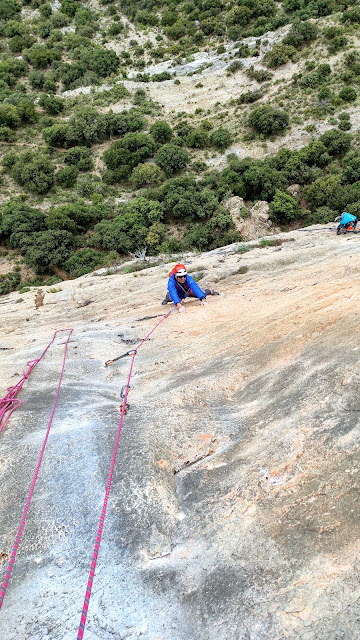 El señor de los Bordillos 200m 6c+/6b. Vilanova de Meià