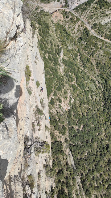 El señor de los Bordillos 200m 6c+/6b. Vilanova de Meià