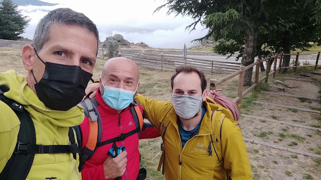 Vía de la Canal 300m IV+, Torozo
