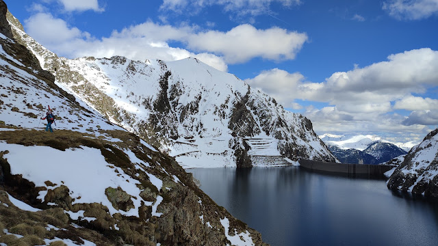 VUELTA AL ANETO - SKIMO + Vallibierna