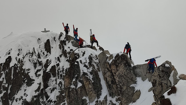 VUELTA AL ANETO - SKIMO + Vallibierna