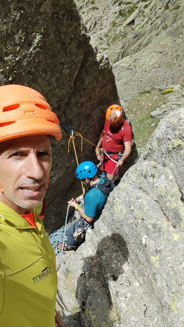 Rivas Acuña a la Punta Maria Luisa, 200m Vº+, Galayos.