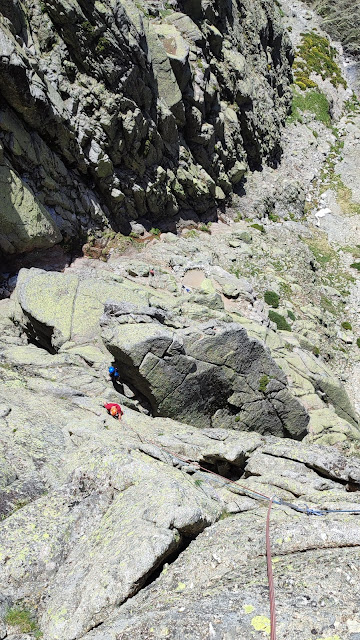 Rivas Acuña a la Punta Maria Luisa, 200m Vº+, Galayos.