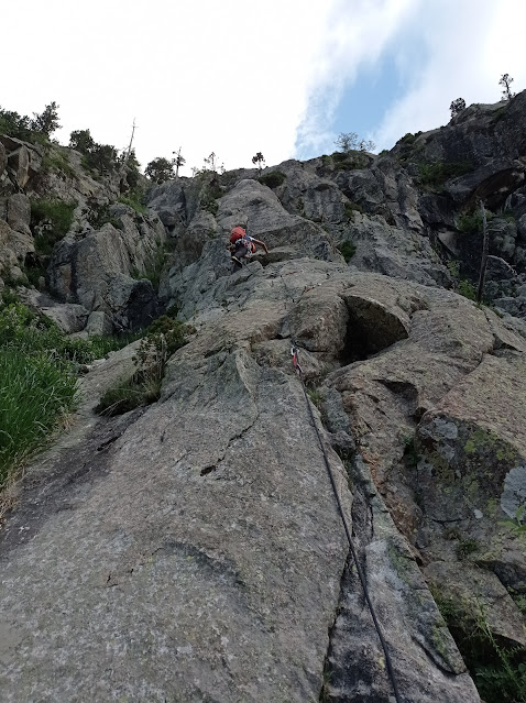 Vía Tubular Bells, 285m 6c (V+, Ae) y Baloo. Balneario de Panticosa
