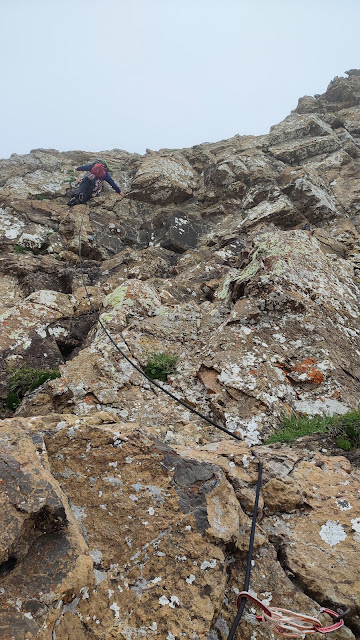 Arista de los Murciélagos (300m, D.) al Aspe 2.640m.