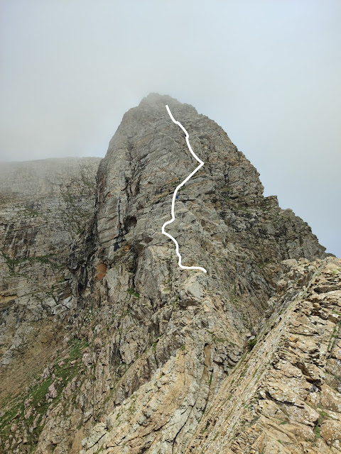 Arista de los Murciélagos (300m, D.) al Aspe 2.640m.