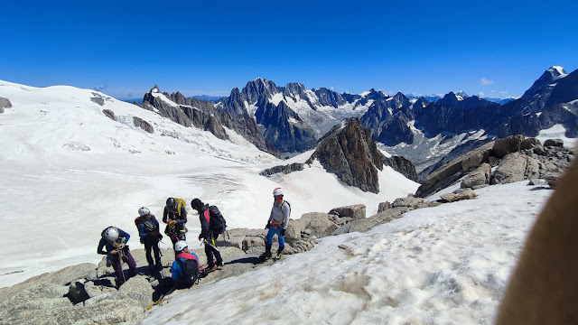 Arista Lachenal + Cosmicos. Chamonix