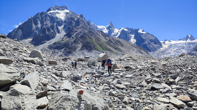 Aiguille du Moine, arista Sur.