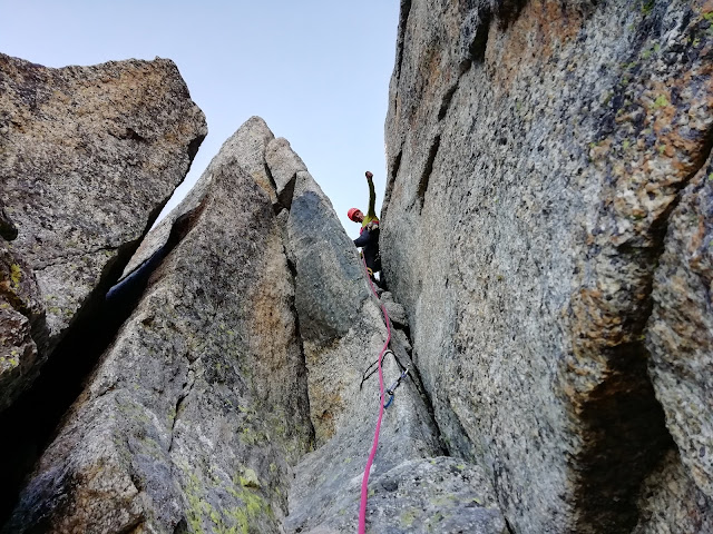 Aiguille du Moine, arista Sur.