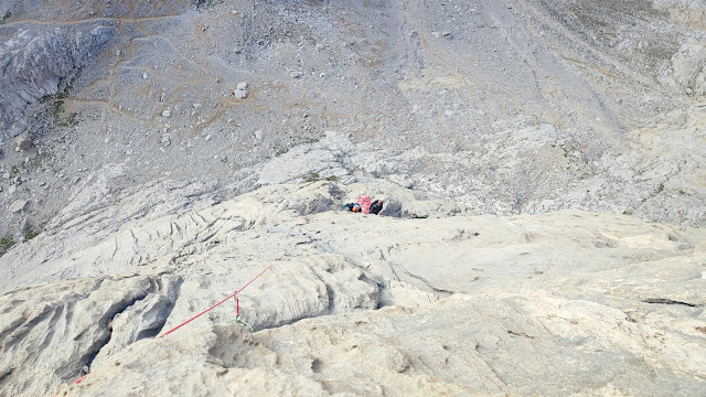 Vía Nani, 300m 6a, cara este del Naranjo de Bulnes.