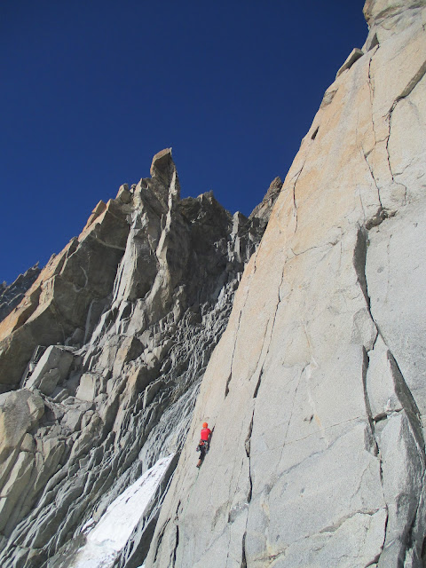 Vía Contamine Punta Lachenal, MD+ 250m