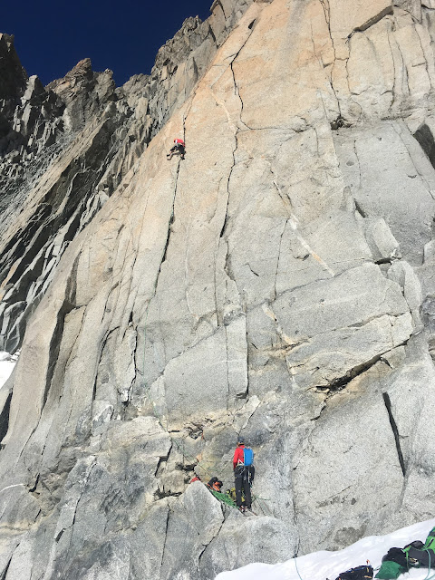 Vía Contamine Punta Lachenal, MD+ 250m