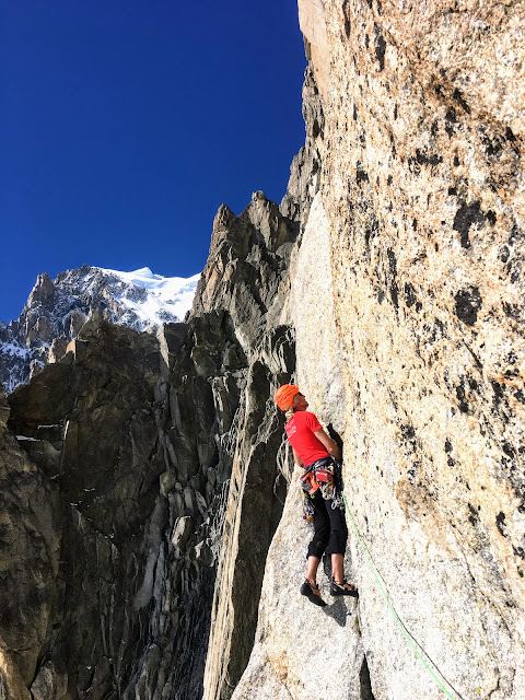 Vía Contamine Punta Lachenal, MD+ 250m