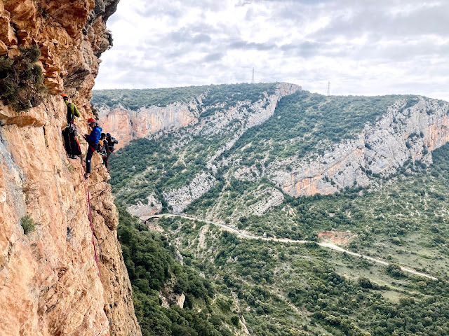 El señor de los Bordillos 200m 6c+/6b. Vilanova de Meià