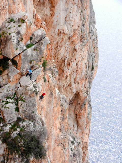 Cresta de Benicadell + Valencianos al Peñón de Ifach. Guiada en Levante