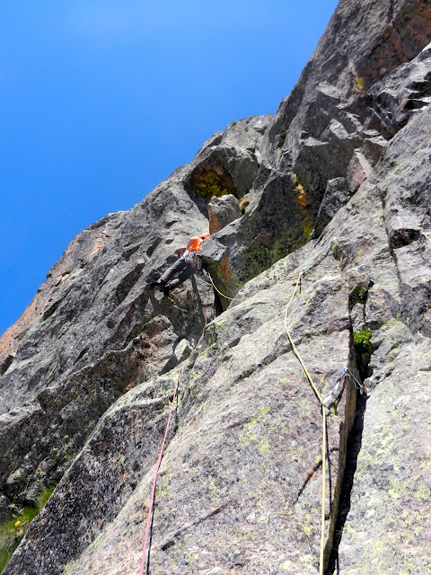 Vía Mally 250m/6a. Midi d´ossau