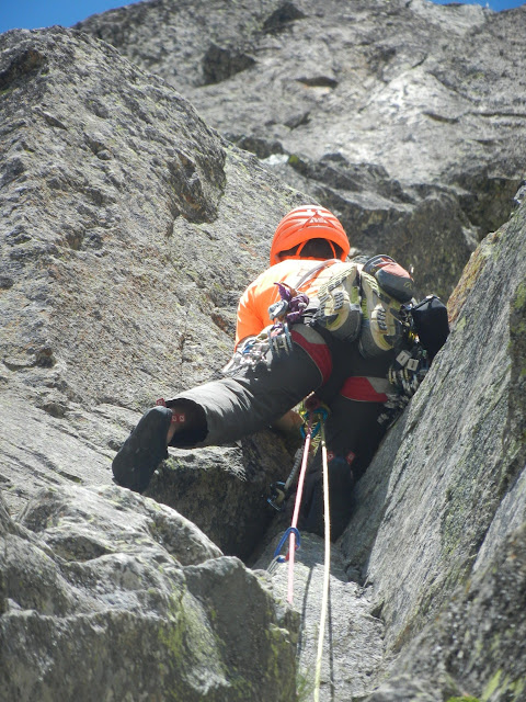 Vía Mally 250m/6a. Midi d´ossau