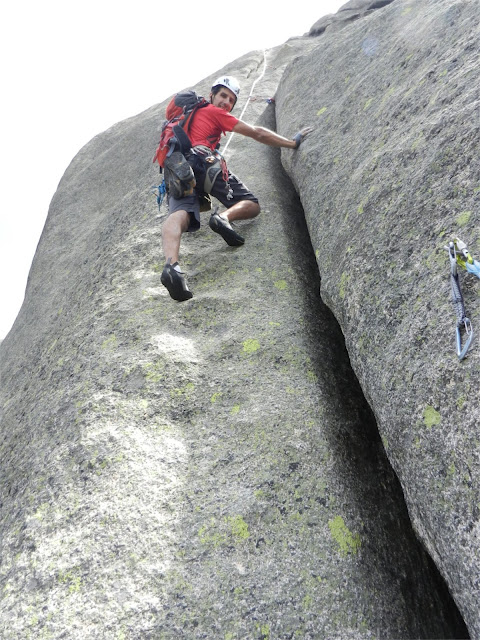 Oeste del Pájaro, Pedriza. 20 años escalando juntos