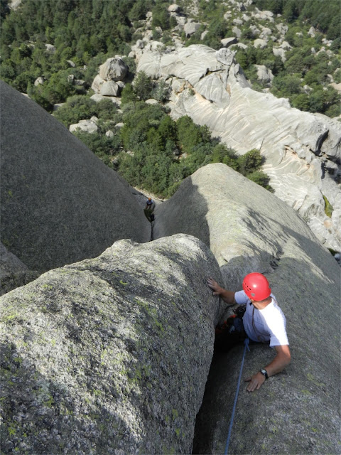 Oeste del Pájaro, Pedriza. 20 años escalando juntos