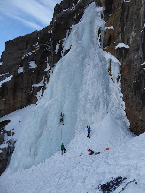 Cascada de hielo Patri, Cogne, Alpes Italianos