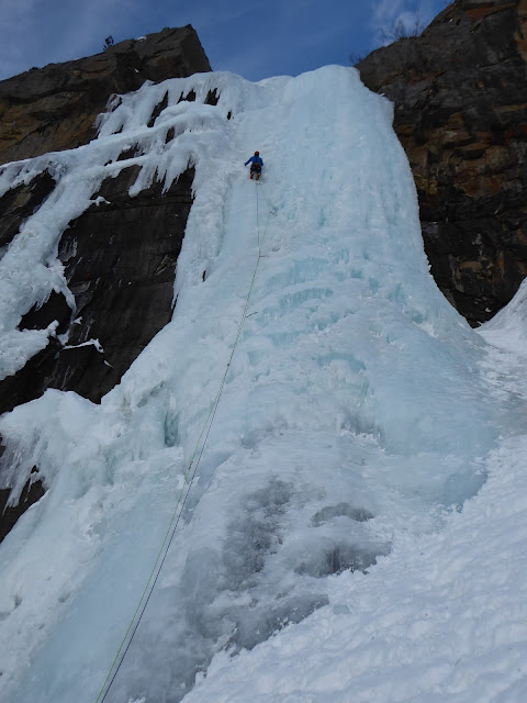 Cascada de hielo Patri, Cogne, Alpes Italianos